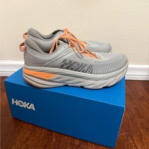 NEW! Hoka Bondi 7, size 8 Wide